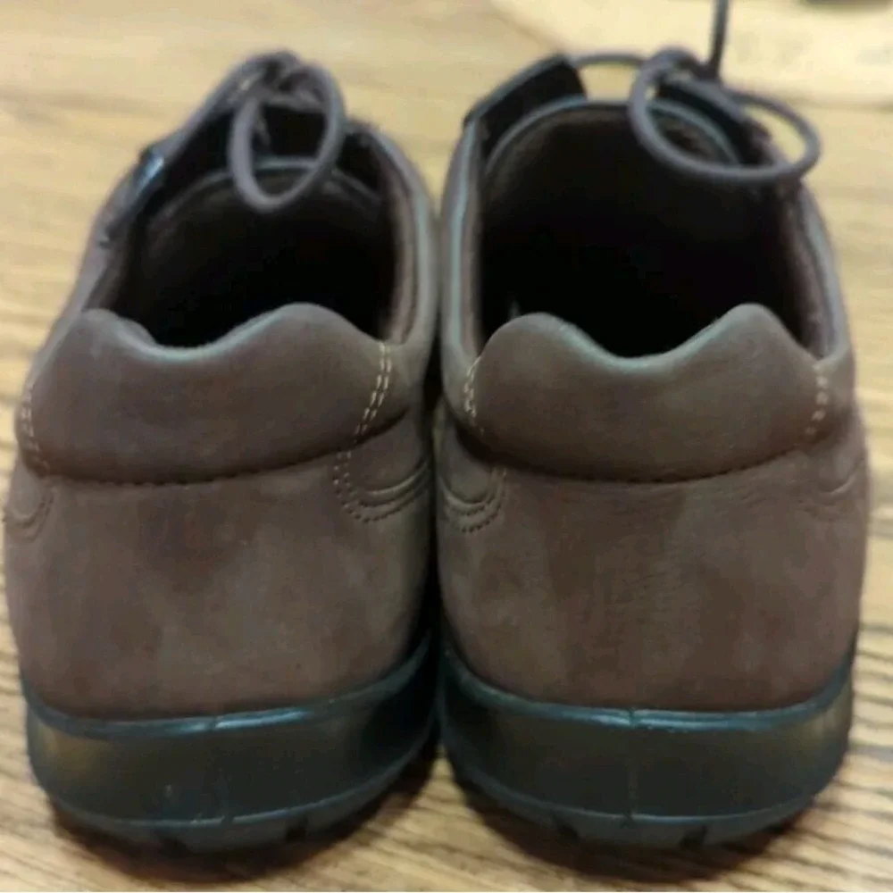 Ecco Sky Tie Lace Up Flat Women's 40‎ US 9 Brown Suede Oxford Casual Shoe